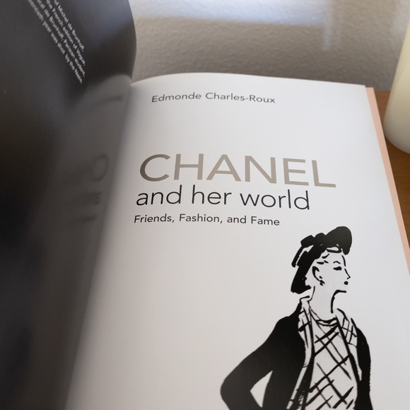 Chanel And Her World Hard Cover Table Book - Picture 5 of 5